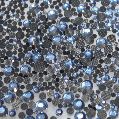 1000 rhinestones hotfix s06 color N°104 light blue 2,1mm