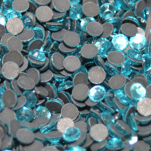 100 Strass s20 hotfix 4,8 mm n°132 turquoise clair